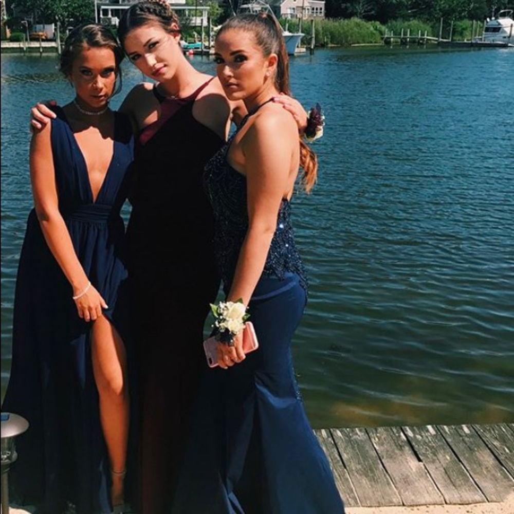 Navy blue Morie Lee prom dress